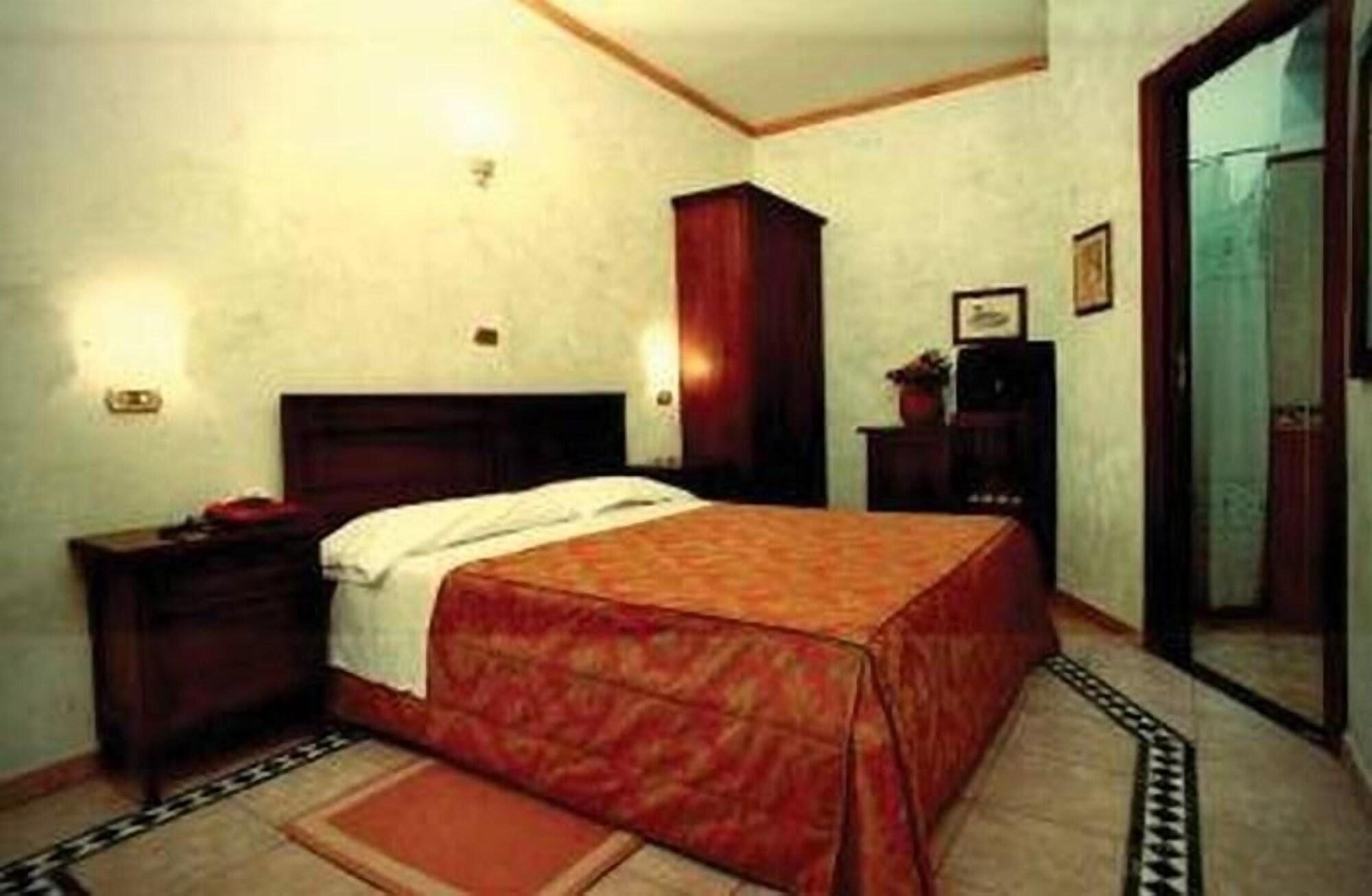 Hotel Robinson Roma Ngoại thất bức ảnh