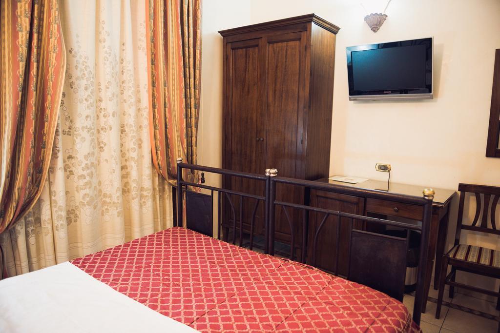 Hotel Robinson Roma Ngoại thất bức ảnh